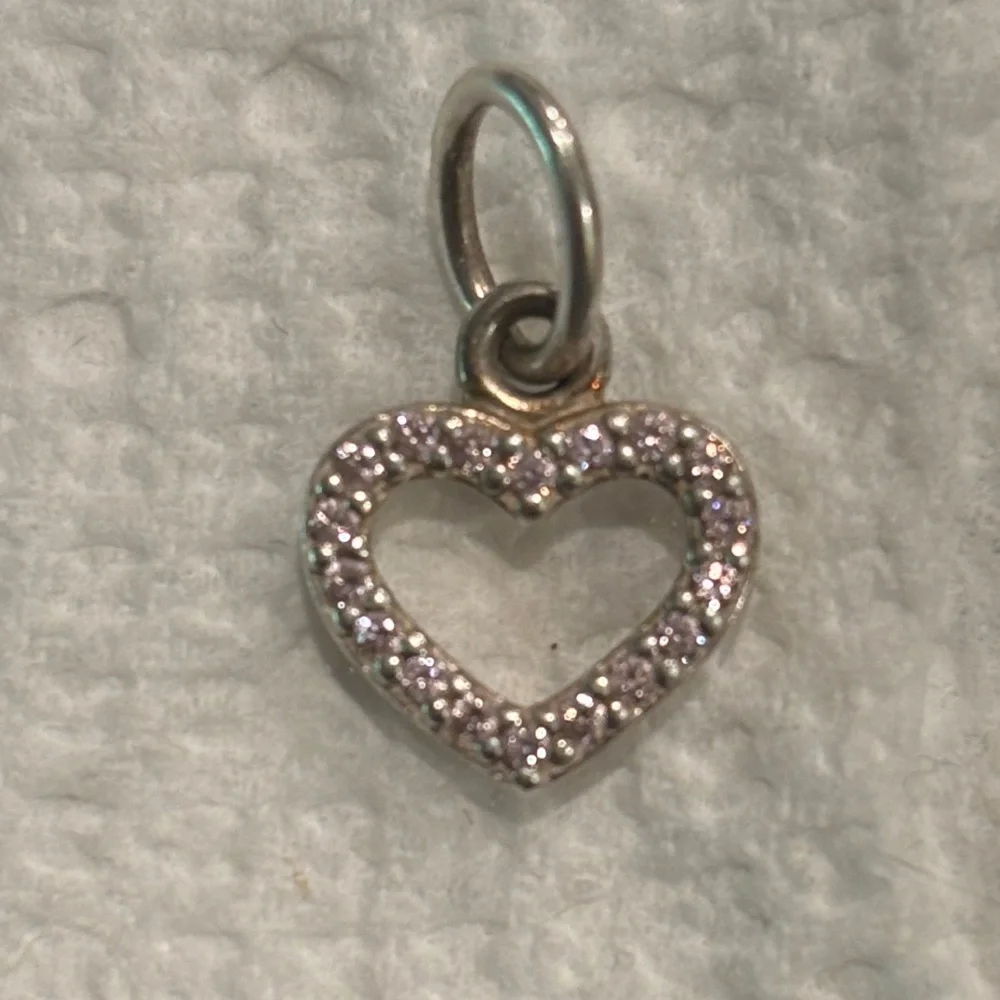 Pandora Elegant 925 Silver Heart Pendant With Pink CZ Accents - Picture 2 of 5